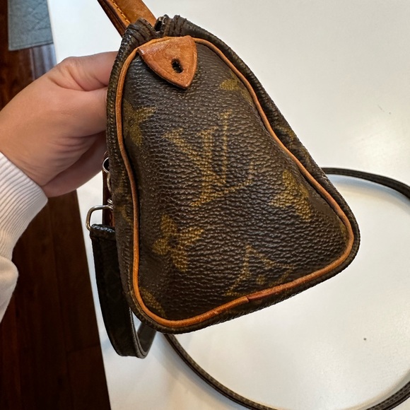 LV Vintage Nano Speedy - Picture 4 of 17